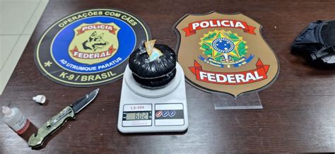 Pf Prende Mulher Por Tr Fico Internacional De Drogas No Aeroporto De