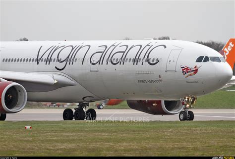 G Vgem Virgin Atlantic Airbus A At London Gatwick Photo Id