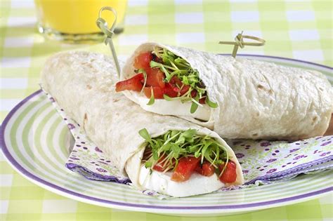 Italiaanse Wrap Met Mozzarella En Gegrilde Paprika Colruyt