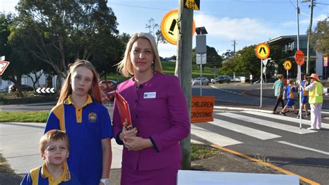 Riding Road Morningside School Girls Accident Call For Traffic Lights