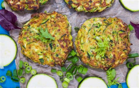 Galettes L G Res De Courgettes Au Thon Savoureuses Et Rassasiantes