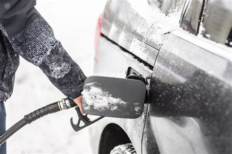 Can Gasoline Freeze Effects Signs And Frozen Fuel Line Solutions