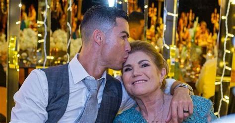 El Exclusivo Regalo Que Le Ha Hecho Cristiano Ronaldo A Su Madre