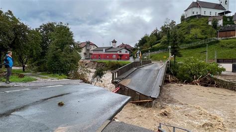 Slowenien Sorgen Wegen Drohender Erdrutsche Noz