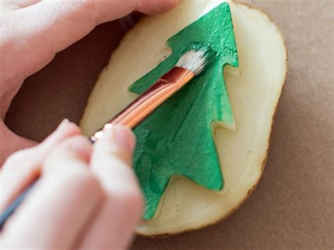 How To Make Potato Stamped Gift Wrap Hgtv