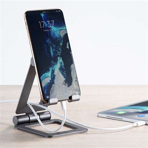 Adjustable Cell Phone Stand for Desk, Compatible with All Mobile Phone – GizModern