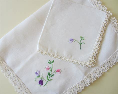 Vintage Embroidered Floral Tray Cloth And Napkins Embroidered Tray