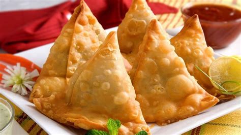 Aloo Samosa Recipe • How To Make Samosa • Potato Samosa Recipe