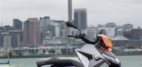 Bmw Ce Review We Ride Nz S First Electric Bmw Motorcycle