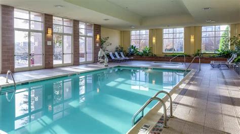 Hilton Charlotte Airport - Charlotte Day Use Rooms | HotelsByDay.com