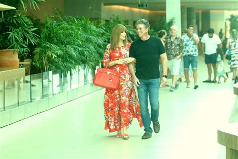 Foto Ana Furtado E Boninho Curtem Passeio Em Shopping Carioca Purepeople