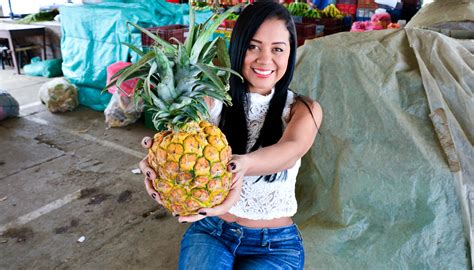 Voluptuous Colombian MILF Fernanda Martinez Gets Oiled Up And Fucked Hard Carne Del Mercado