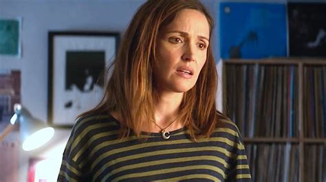 Juliet Naked With Rose Byrne Official Trailer Video Dailymotion