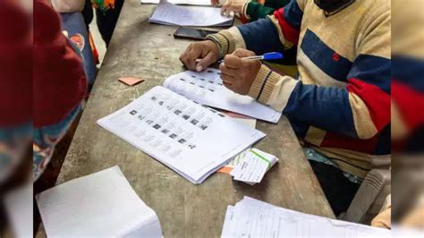 Check Name In Voter List तुमचं मतदार यादीत नाव आहे की नाही घरबसल्या