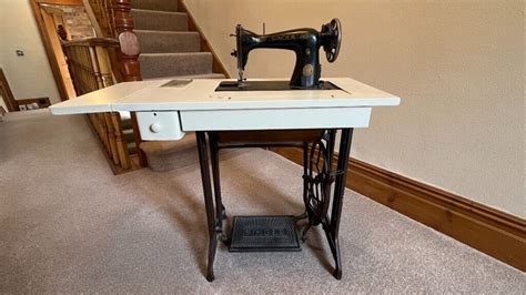 Singer Sewing Machine And Table With Manual Restored 1924 Antique