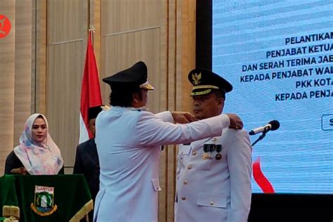 Pj Gubernur Banten Lantik Pj Wali Kota Tangerang Antara News