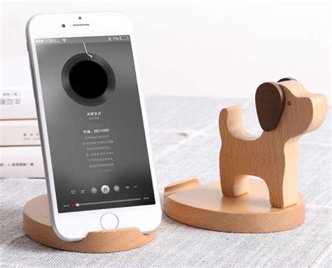 Wooden Dog Shaped Mobile Phone Ipad Holder Stand Ipad Holder Wooden