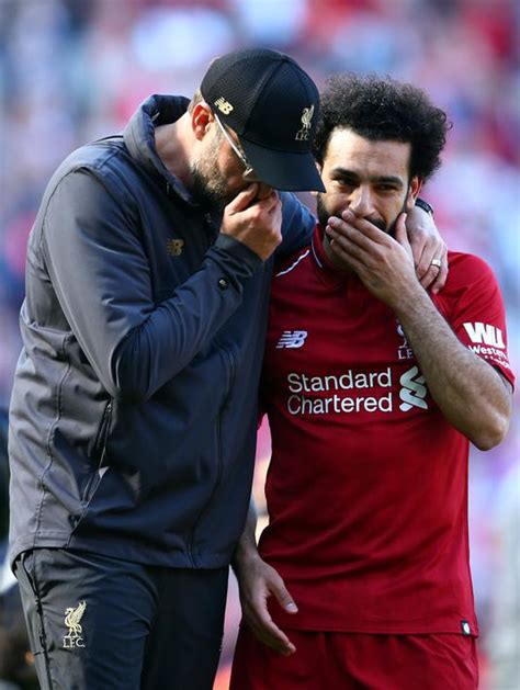 Foto Tangis Mohamed Salah Gagal Bawa Liverpool Juara Liga Inggris