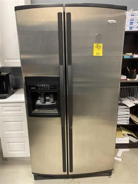 WHIRLPOOL Gold Refrigerator/Freezer | Live and Online Auctions on HiBid.com