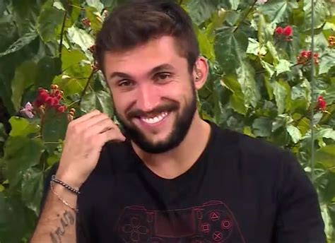 Bbb21 Arthur Sobre Romance Com Carla Diaz Eu Podia Ter Sido Melhor