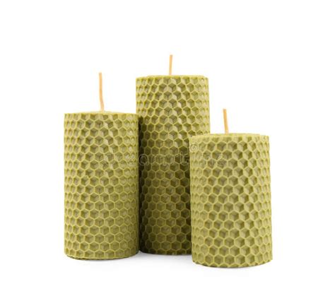 Velas Elegantes De Cera De Abelhas Isoladas Em Branco Imagem De Stock