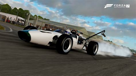 1966 Maclaren M2B Around The Top Gear Test Track With Wet Lap Forza