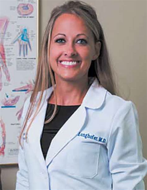 Lisa K Longhofer Md An Orthopedic Hand Surgeon And Upper Extremity