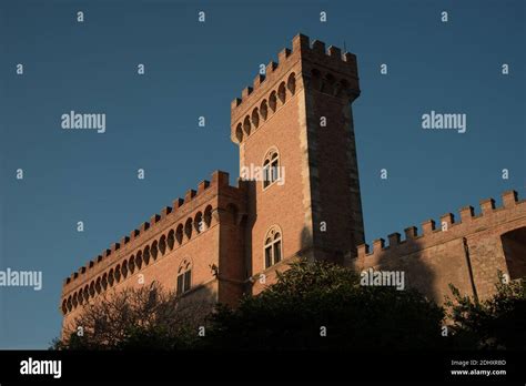 Bolgheri village hi-res stock photography and images - Alamy