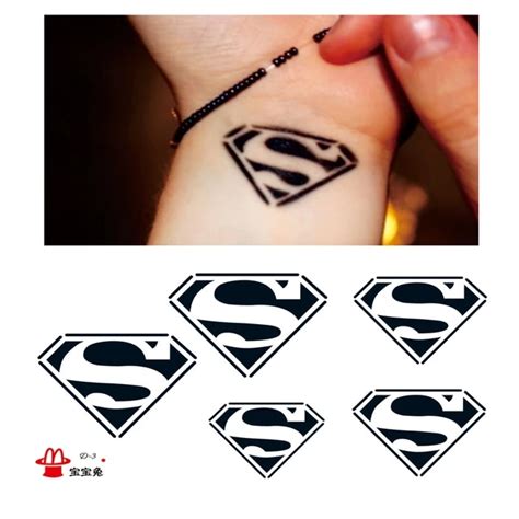 Aggregate more than 129 superman logo tattoo latest - toyotabienhoa.edu.vn