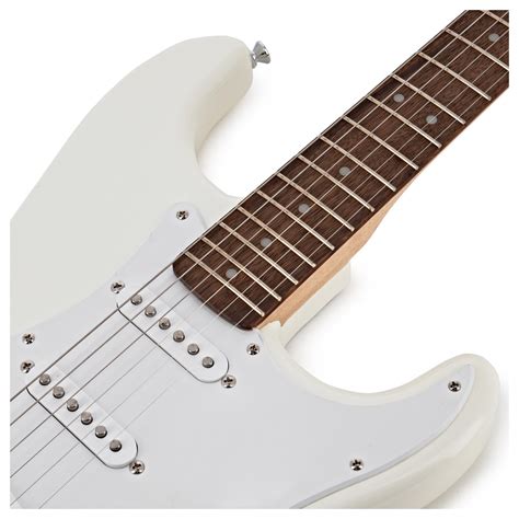 Squier Bullet Stratocaster W Trem Arctic White At Gear4music