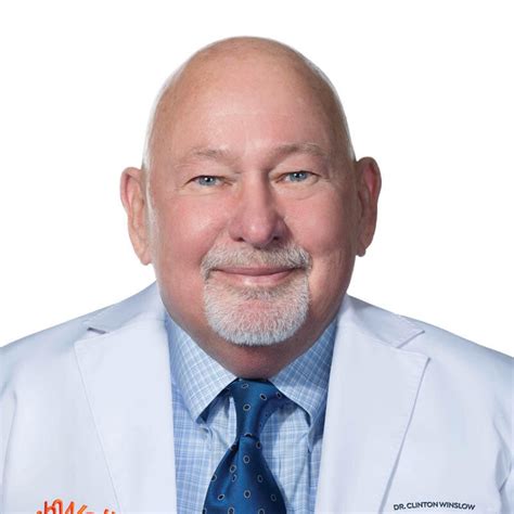 The Winslow: Community Amenities and Resident Services 31