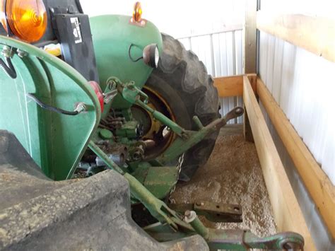 John Deere Model 2140 Tractor With Model 148 Front End Loader Bale Spear 3 Point Hitch