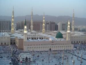 Will Jesus be buried next to Muhammad in Medina?