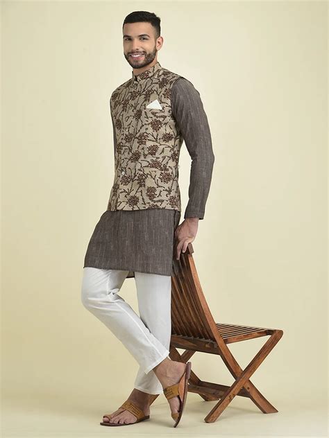 Deyann Pure Cotton Printed Nehru Jacket With Kurta Pyjama Set For Men