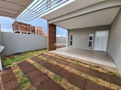 Sobrado à venda Recanto Tropical Cascavel 150m² 3 quartos 2 vagas