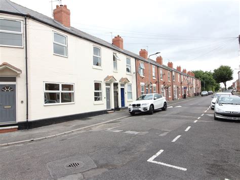 3 Bed Terraced House To Rent In Hardwicke Road Rotherham S65 £750 Pcm