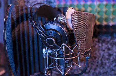 How To Reduce Microphone Noise Most Effective Methods Updated Ideas