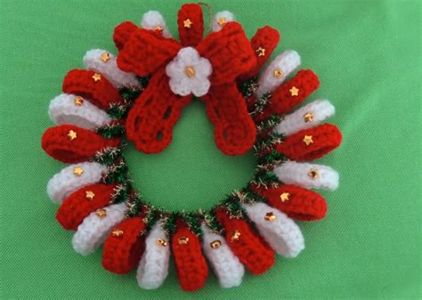 Crochet A Beautiful Wreath For Christmas - Crochet Ideas