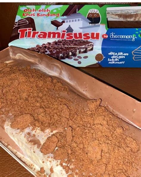 Legitnya Tiramisusu By Chocomory Khas Bandung Yang Viral