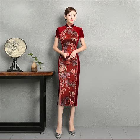 2022 Traditional Chinese Women Cheongsam Dress Half Sleeve Embroidered