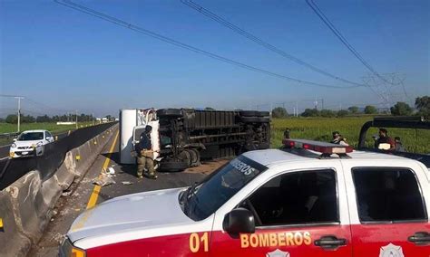 Accidente En Villagr N Vuelca Cami N En Carretera Panamericana Durante