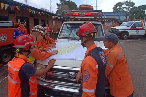 Autoridades En T Chira Buscan A Grupo De M S De Personas Que Se