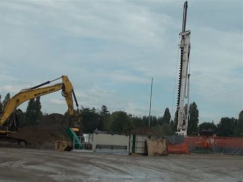 Rimini Lungomare Cantieri E Parcheggi In Ritardo Rischiamo Una