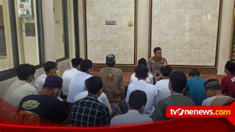 Gagalkan Aksi Tawuran Perang Sarung Remaja Ini Yang Dilakukan Polsek