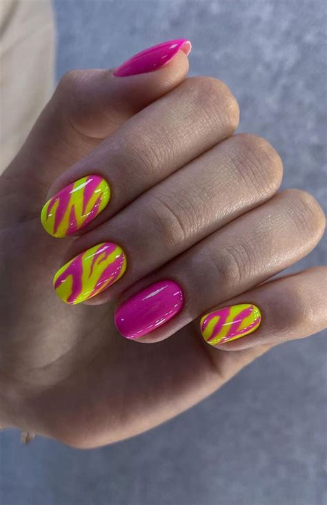 Pretty Summer Nails In For Every Taste Pink And Neon Zebra