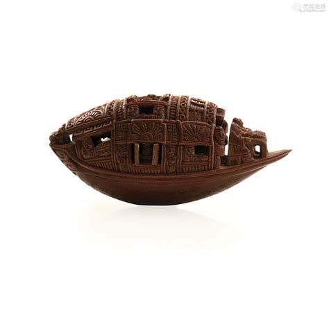 Carved Olive Pit Pleasure Boat－【deal Price Picture】