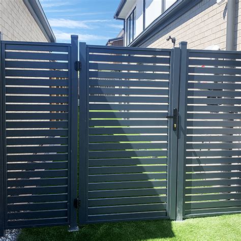 Slat Garden Gate Platinum Ocean International