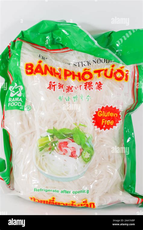 Banh pho Fotos und Bildmaterial in hoher Auflösung Alamy