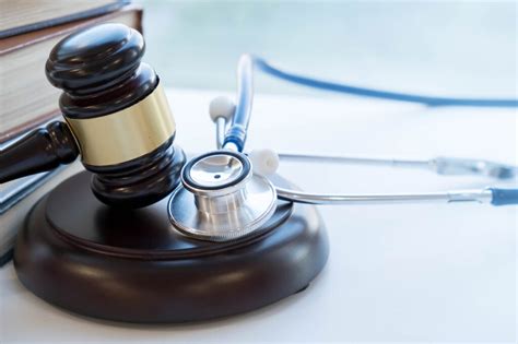 5 Signs You Need A Medical Malpractice Lawyer Prieto Daniel J Prieto Marigliano Holbert