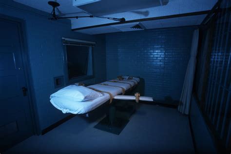 Courts Halt Arkansass Plan To Execute 8 People In 11 Days Vox